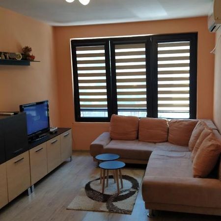 Apartment Levski Apart Burgas Esterno foto