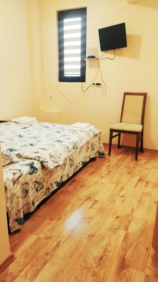Apartment Levski Apart Burgas Esterno foto